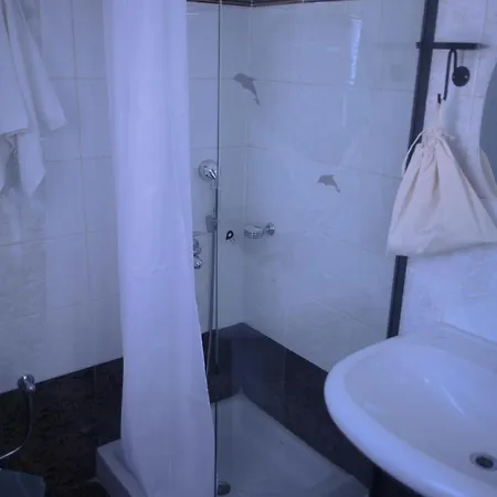 Oasis Apartman *